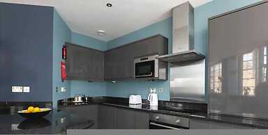 Modern Comfy 1min Walk Away From Royal Pavilion