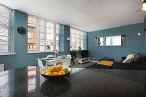 Modern Comfy 1min Walk Away From Royal Pavilion