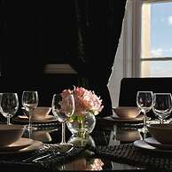 Marine Parade Sea View 2-bedroom Apartment