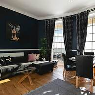 Marine Parade Sea View 2-bedroom Apartment