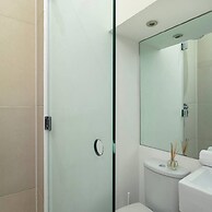 Marine Parade Sea View 2-bedroom Apartment