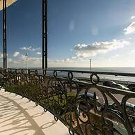 Marine Parade Sea View 2-bedroom Apartment