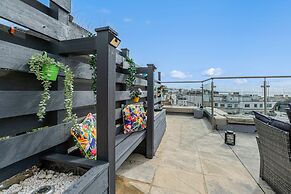 Brighton Beach City Penthouse Sea Views Balcony