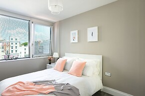 Comfy Bright 5 Brighton Beach Doorstep Retreat