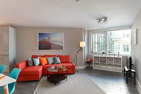 Comfy Bright 5 Brighton Beach Doorstep Retreat