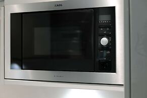 Comfy Bright 5 Brighton Beach Doorstep Retreat