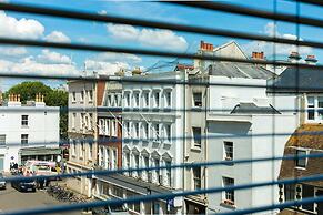 Comfy Bright 5 Brighton Beach Doorstep Retreat