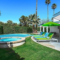 The Colony Hideaway - Pool Wifi Spa Private