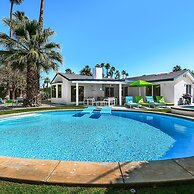 The Colony Hideaway - Pool Wifi Spa Private