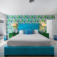 The Colony Hideaway - Pool Wifi Spa Private