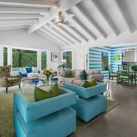 The Colony Hideaway - Pool Wifi Spa Private