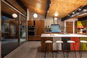 5 Palms Desert Eichler - Mid-century Modern w Pool