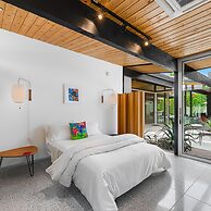 5 Palms Desert Eichler - Mid-century Modern w Pool