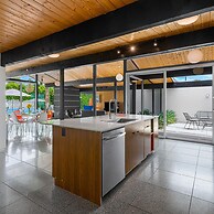 5 Palms Desert Eichler - Mid-century Modern w Pool