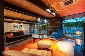 5 Palms Desert Eichler - Mid-century Modern w Pool