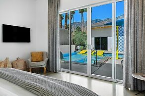 Four Palms in Deepwell Estates