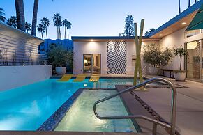 Four Palms in Deepwell Estates