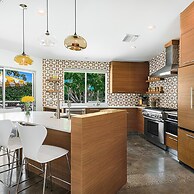 Four Palms in Deepwell Estates