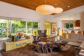 Four Palms in Deepwell Estates