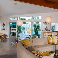 Four Palms in Deepwell Estates