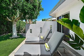 Four Palms in Deepwell Estates