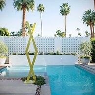 Four Palms in Deepwell Estates