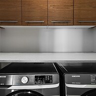 Four Palms in Deepwell Estates