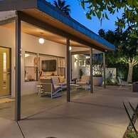 Four Palms in Deepwell Estates