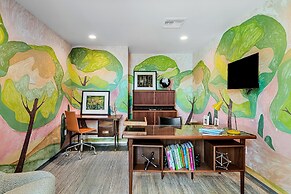 Four Palms in Deepwell Estates