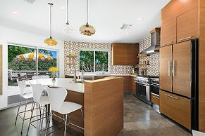 Four Palms in Deepwell Estates