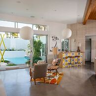 Four Palms in Deepwell Estates