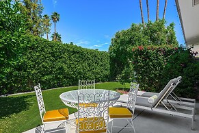 Four Palms in Deepwell Estates