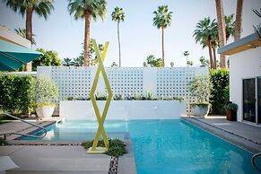 Four Palms in Deepwell Estates