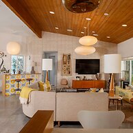 Four Palms in Deepwell Estates