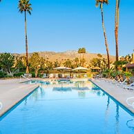 Paradise at the Pointe