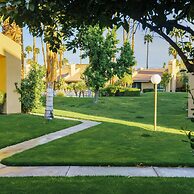 Paradise at the Pointe