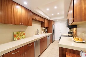 Paradise at the Pointe