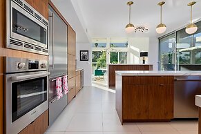 Indian Canyon Oasis in Palm Springs