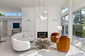 Indian Canyon Oasis in Palm Springs