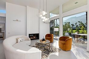 Indian Canyon Oasis in Palm Springs
