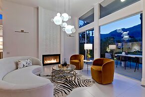 Indian Canyon Oasis in Palm Springs
