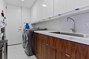 Indian Canyon Oasis in Palm Springs