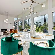 Indian Canyon Oasis in Palm Springs