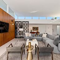 Indian Canyon Oasis in Palm Springs