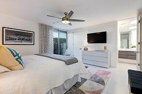 Indian Canyon Oasis in Palm Springs