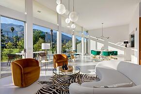 Indian Canyon Oasis in Palm Springs
