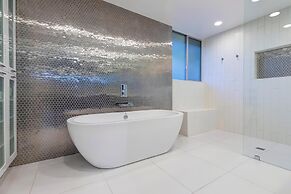 Indian Canyon Oasis in Palm Springs