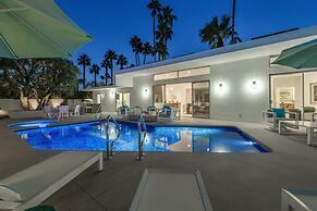 Bauhaus Estate in Palm Springs