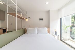 Oliving in Laureles by Wynwood House