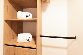 Oliving in Laureles by Wynwood House